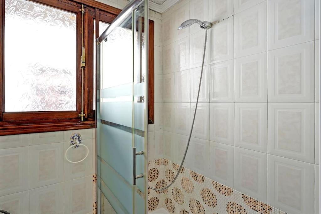 Apartamento Granada Centro. Atico Ayuntamiento المظهر الخارجي الصورة